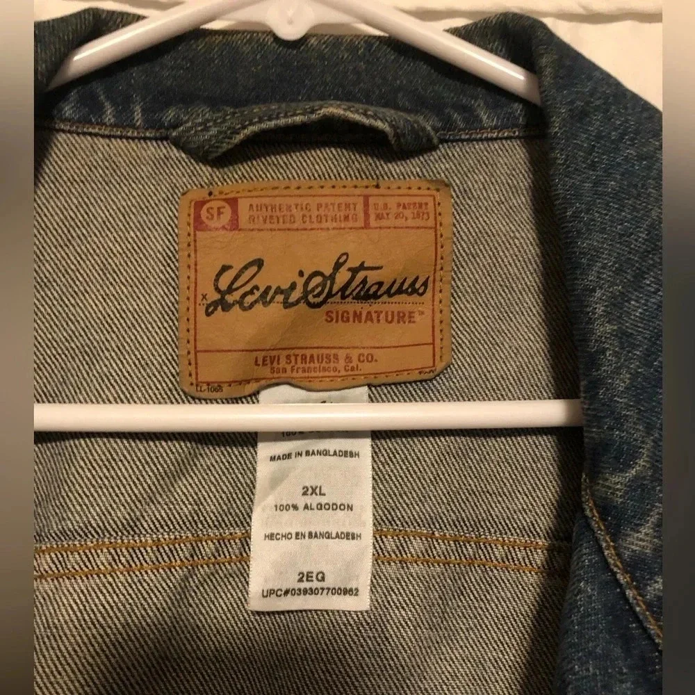 Vintage Levi Strauss denim jacket - Picture 3 of 5